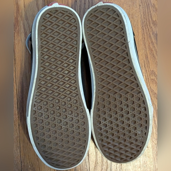 Men's Black and White Vans Sneakers - Picture 4 of 5